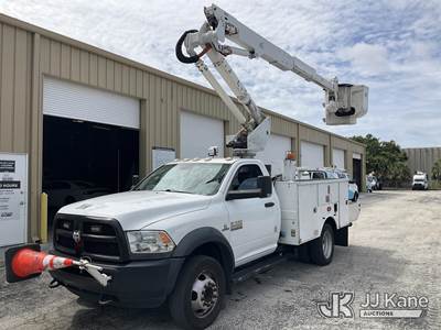 Altec AT37G, 42 ft, Articulating & Telescopic Bucket Truck