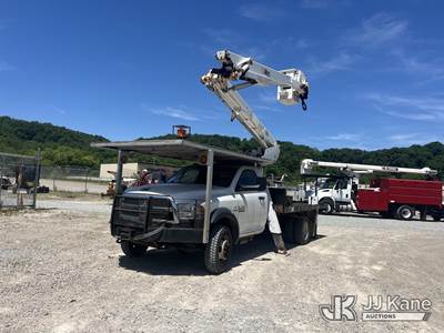 Altec AT48P, 52 ft, Articulating & Telescopic Bucket Truck