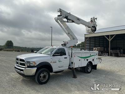 Altec AT41M, 46 ft, Articulating & Telescopic Material Handling Bucket Truck