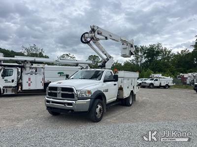 Altec AT37G, 42 ft, Articulating & Telescopic Bucket Truck