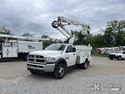 Altec AT37G, 42 ft, Articulating & Telescopic Bucket Truck