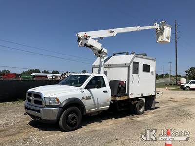 Altec AT200A, 35 ft, Telescopic Non-Insulated Bucket Truck