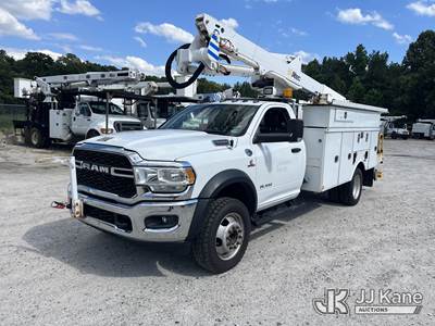 Altec AT40G, 45 ft, Articulating & Telescopic Bucket Truck