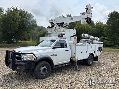 Altec AT40M, 45 ft, Articulating & Telescopic Material Handling Bucket Truck
