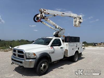 Altec AT40G, 45 ft, Articulating & Telescopic Bucket Truck