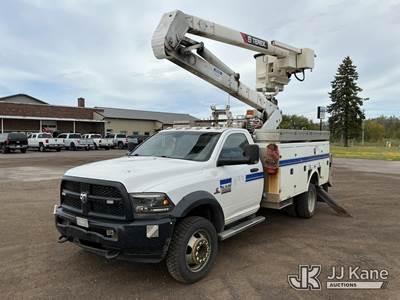 HiRanger HR37-M, 42 ft, Material Handling Bucket Truck