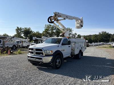 Altec AT37G, 42 ft, Articulating & Telescopic Bucket Truck