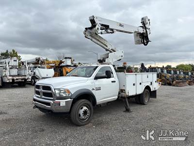 Altec AT40M, 45 ft, Articulating & Telescopic Material Handling Bucket Truck