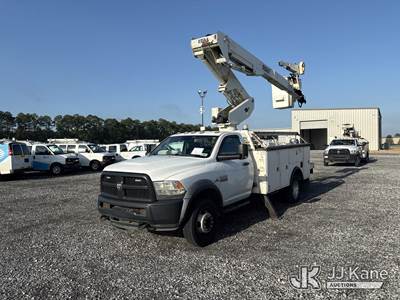 Versalift Uncategorized, Articulating & Telescopic Material Handling Bucket Truck