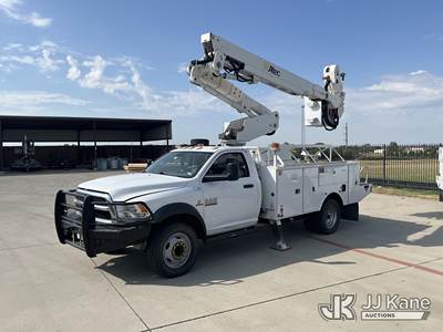 Altec AT40-MH, 45 ft, Articulating & Telescopic Material Handling Bucket Truck