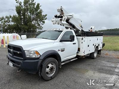Altec AT41M, 46 ft, Articulating & Telescopic Material Handling Bucket Truck