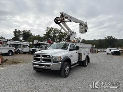 Altec AT37G, 42 ft, Articulating & Telescopic Bucket Truck
