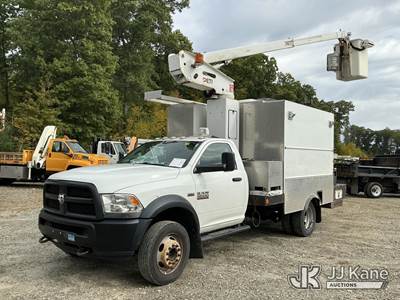 ETI ETT29-SNT, 34 ft, Telescopic Non-Insulated Bucket Truck