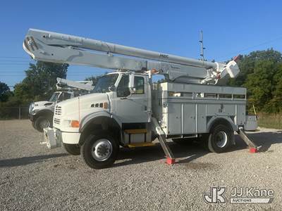 Altec AA55E, 60 ft, Articulating Material Handling Bucket Truck