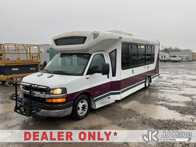 2014 Chevrolet Express G4500 Cutaway Bus