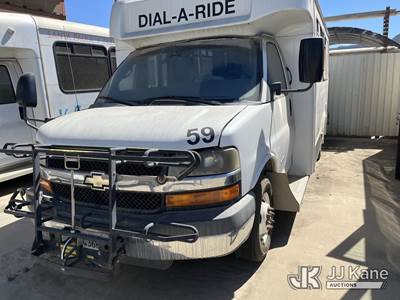 2015 Chevrolet Express G4500 159" Passenger Bus