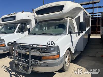 2015 Chevrolet Express G4500 159" Passenger Bus