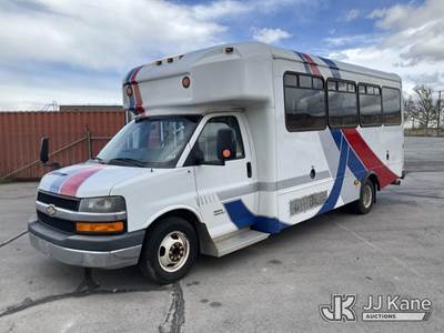 2015 Chevrolet Express G4500 Passenger Bus
