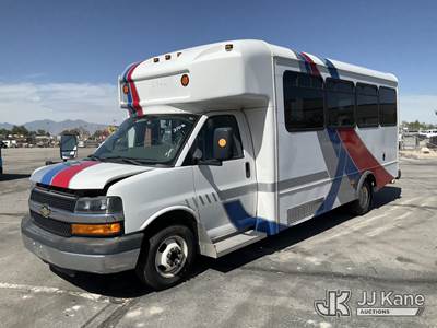 2013 Chevrolet Express G4500 Passenger Bus
