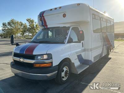 2013 Chevrolet Express G4500 Passenger Bus
