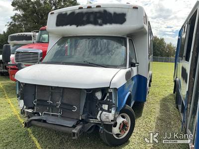 2019 Chevrolet Express G4500 Passenger Bus