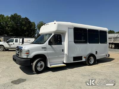 2015 Ford E350 Passenger Bus
