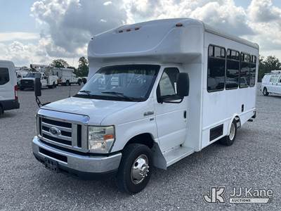 2016 Ford E350 Passenger Bus