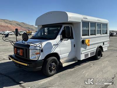 2019 Ford E350 Passenger Bus