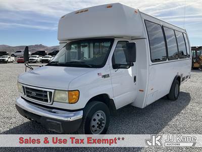 2005 Ford Econoline E-450 Passenger Bus