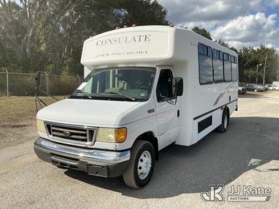 2005 Ford E450 Bus