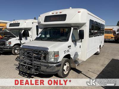 2016 Ford Econoline E-450 Passenger Bus