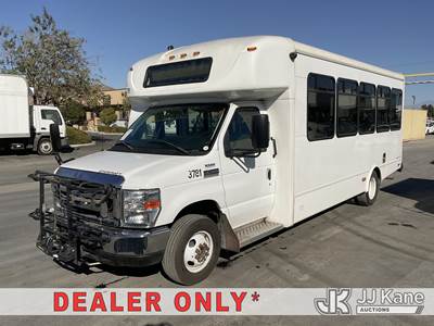 2019 Ford Econoline E450 Passenger Bus