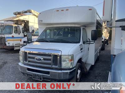 2016 Ford Econoline E450 Passenger Bus