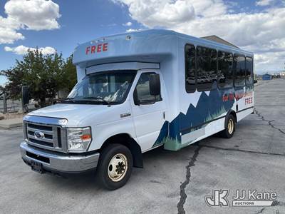 2017 Ford E450 Shuttle Bus