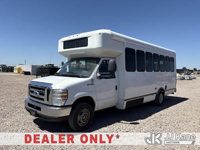 2016 Ford Econoline E-450 Passenger Bus