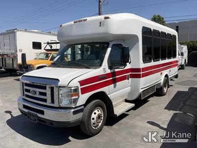 2016 Ford Econoline E-450 Passenger Bus