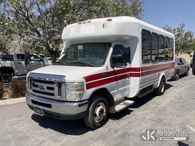 2016 Ford Econoline E-450 Passenger Bus
