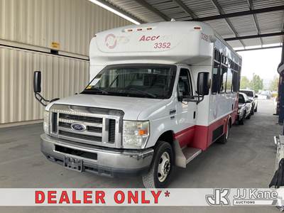 2016 Ford Econoline E-450 Passenger Bus