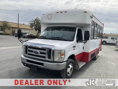 2016 Ford Econoline E-450 Passenger Bus