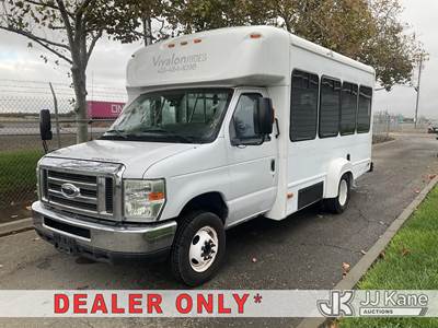 Ford Econoline Bus