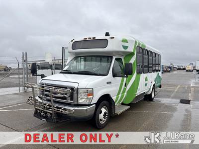 2013 Ford Econoline E450 Cutaway Bus