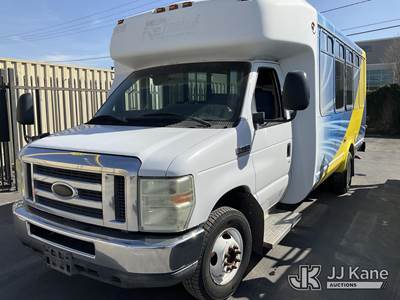 2015 Ford Econoline E450 Passenger Bus