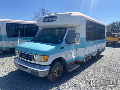 2003 Ford Econoline E-450 Passenger Bus