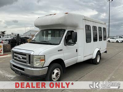 2008 Ford Econoline E-350 Super Duty Passenger Bus