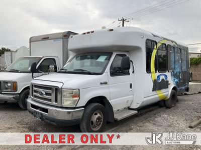 2016 Ford Econoline E450 Passenger Bus