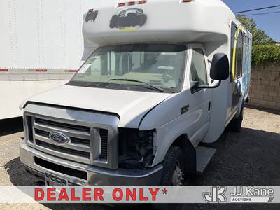 2016 Ford Econoline E450 Passenger Bus