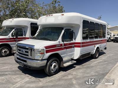 2016 Ford Econoline E450 Passenger Bus
