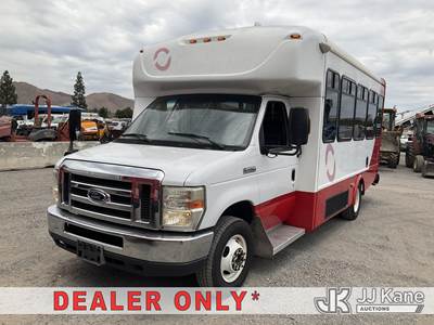 2016 Ford Econoline E450 Passenger Van