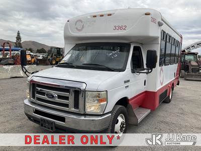 2016 Ford Econoline E450 Passenger Bus