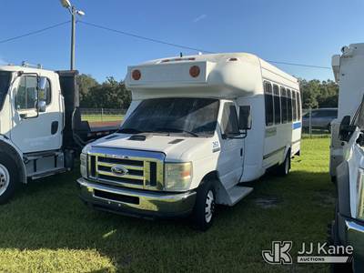 2009 Ford Econoline E450 Passenger Bus